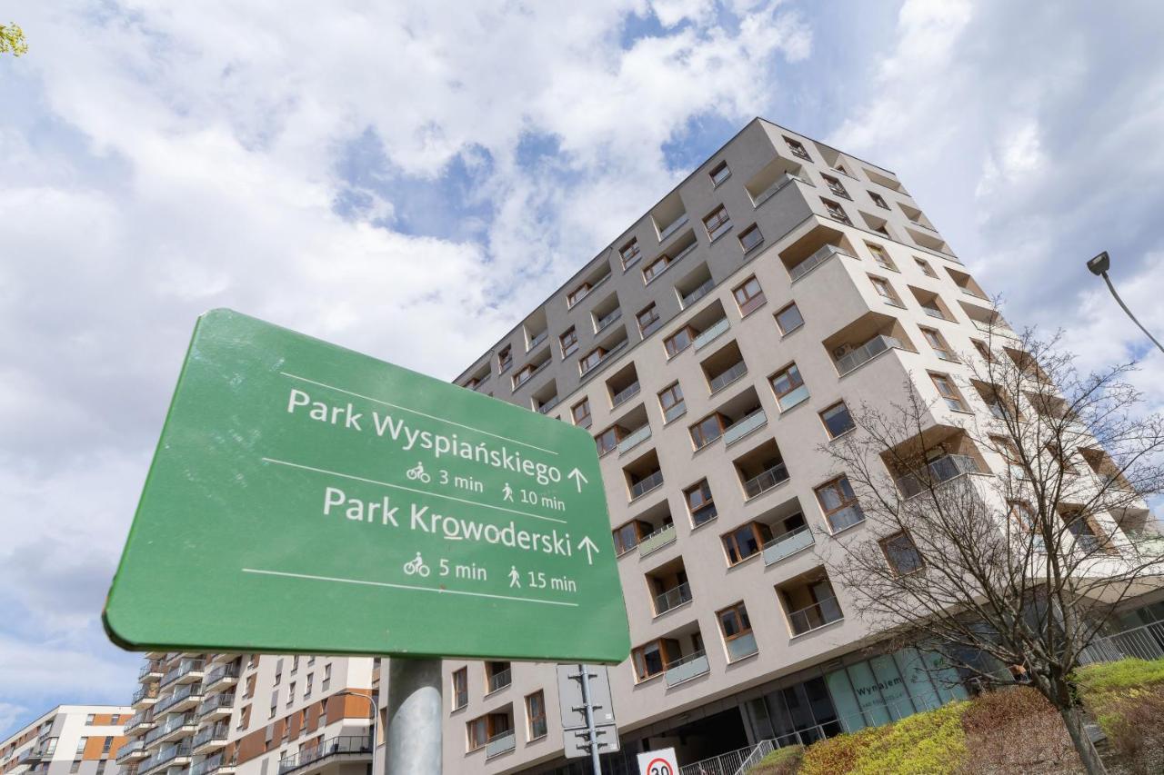 Krowodrza Apartment Premium With Balcony By Renters Prestige Krakow Luaran gambar